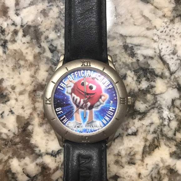Vintage pair of M&Ms watches - Picture 4 of 6